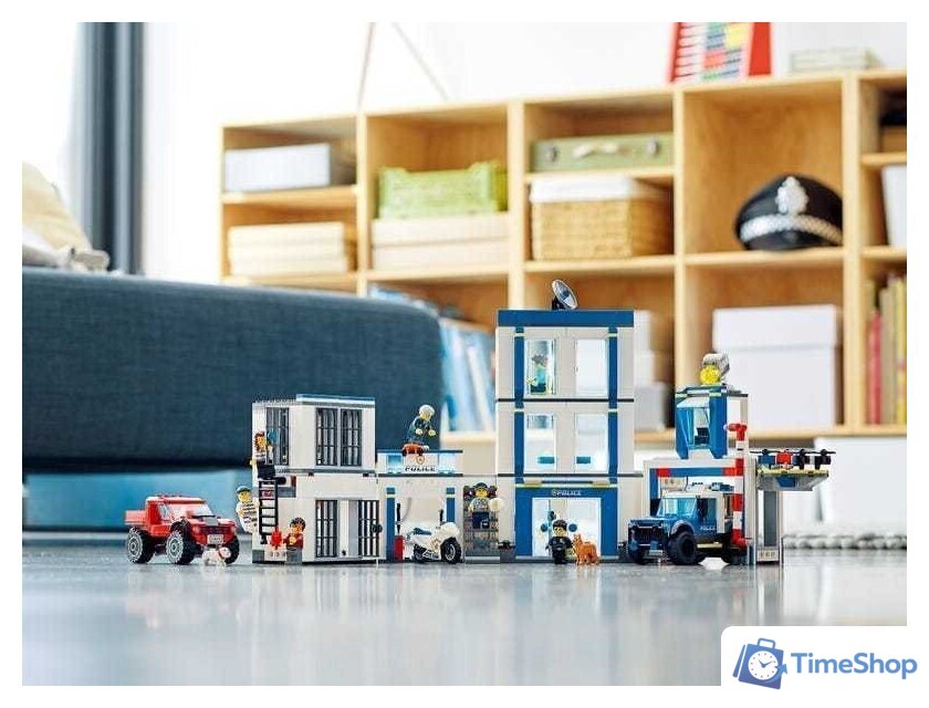 Конструктор LEGO City 60246 Полицейский участок - Изображение №11 — Интернет-магазин Time-Shop