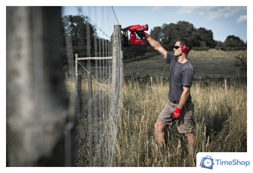 Степлер Milwaukee M18 FUEL M18FFUS-302C 4933479832 (с 2-мя АКБ 3 Ач, кейс) - Изображение №12 — Интернет-магазин Time-Shop