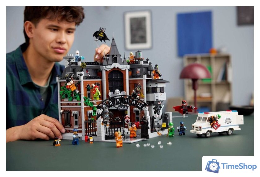 Конструктор LEGO DC Batman 76300 Лечебница Аркхем - Изображение №10 — Интернет-магазин Time-Shop