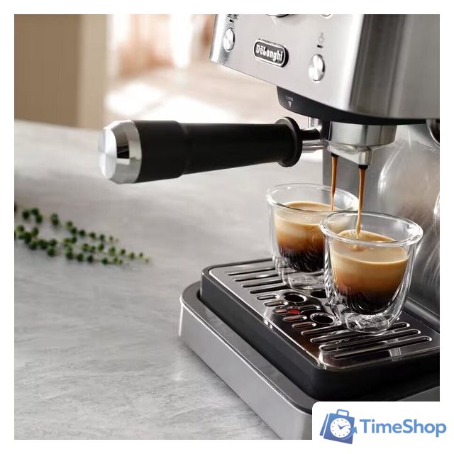 Рожковая кофеварка DeLonghi Classic EM450.M - Изображение №4 — Интернет-магазин Time-Shop