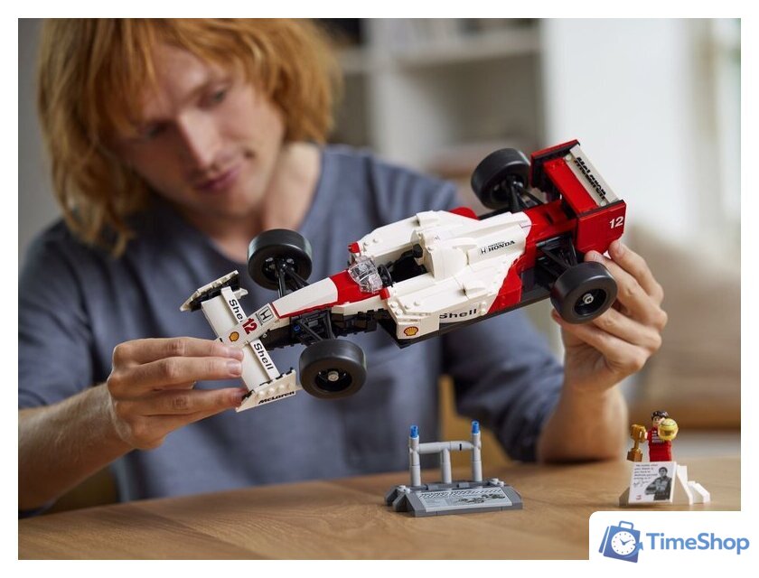 Конструктор LEGO Icons 10330 McLaren F1 MP4/4 и Айртон Сенна - Изображение №9 — Интернет-магазин Time-Shop