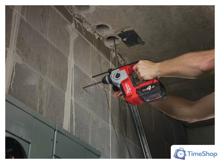 Перфоратор Milwaukee M18 BH-402C 4933443330 (с 2-мя АКБ, кейс) - Изображение №6 — Интернет-магазин Time-Shop