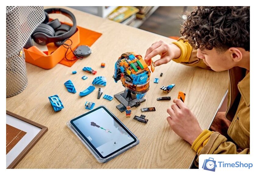 Конструктор LEGO Editions 43017 Шлем McLaren Mastercard F1 Team Oscar Piastri Helmet - Изображение №8 — Интернет-магазин Time-Shop