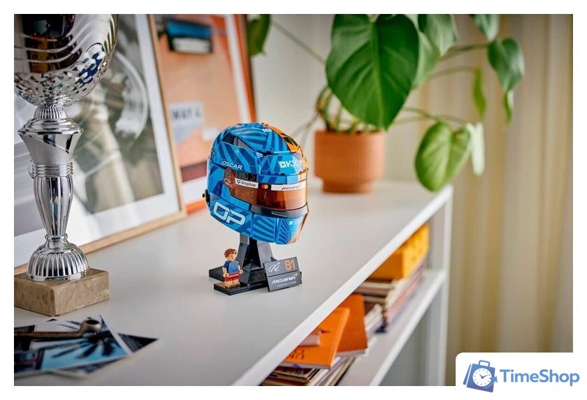 Конструктор LEGO Editions 43017 Шлем McLaren Mastercard F1 Team Oscar Piastri Helmet - Изображение №11 — Интернет-магазин Time-Shop
