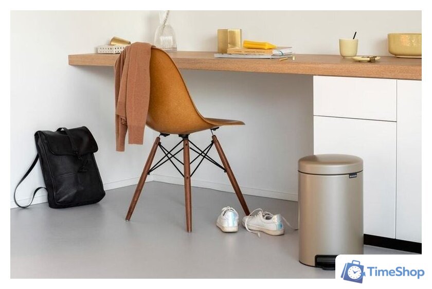 Мусорное ведро Brabantia Pedal Bin NewIcon 12 л (шампань) - Изображение №2 — Интернет-магазин Time-Shop