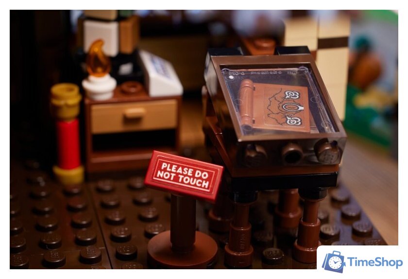 Конструктор LEGO Ideas 21341 Фокус-Покус: Коттедж сестер Сандерсон - Изображение №16 — Интернет-магазин Time-Shop
