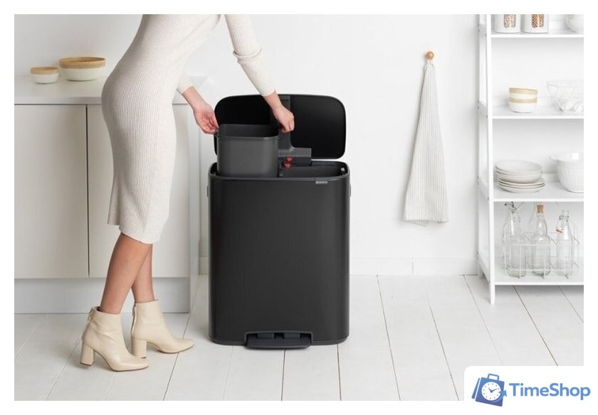 Система сортировки мусора Brabantia Bo Pedal Bin 2 x 30 л (черный матовый) - Изображение №7 — Интернет-магазин Time-Shop