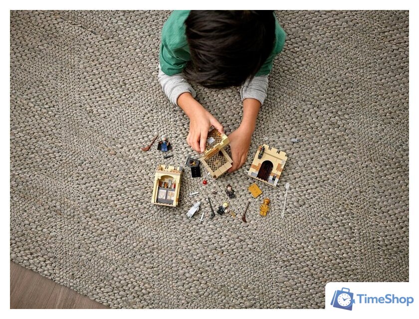 Конструктор LEGO Harry Potter 76395 Хогвартс: первый урок полетов - Изображение №25 — Интернет-магазин Time-Shop