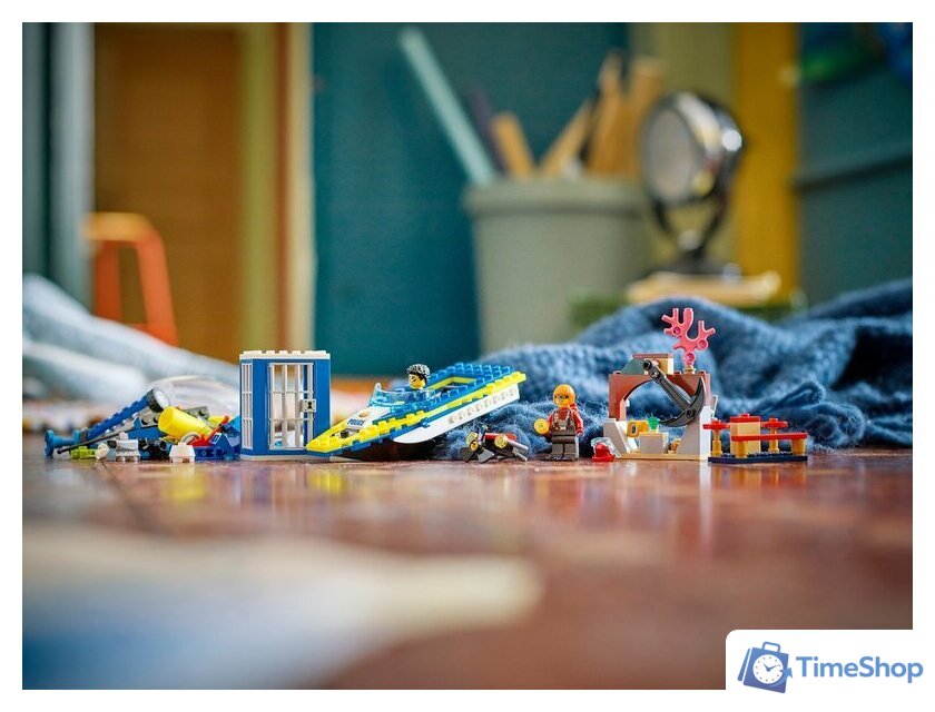 Конструктор LEGO City 60355 Детективные миссии водной полиции - Изображение №4 — Интернет-магазин Time-Shop