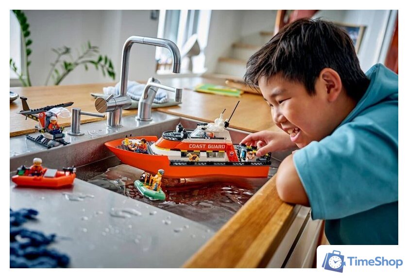 Конструктор LEGO City 60504 Спасательный катер и вертолет береговой охраны - Изображение №7 — Интернет-магазин Time-Shop