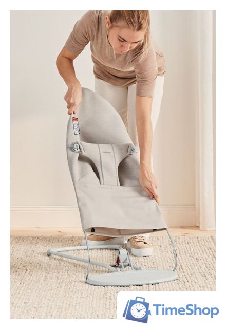 Шезлонг BabyBjorn Bliss 3D Jersey 0061.87 (light beige) - Изображение №5 — Интернет-магазин Time-Shop