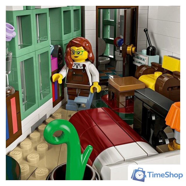 Конструктор LEGO Icons 11371 Торговая улица - Изображение №8 — Интернет-магазин Time-Shop