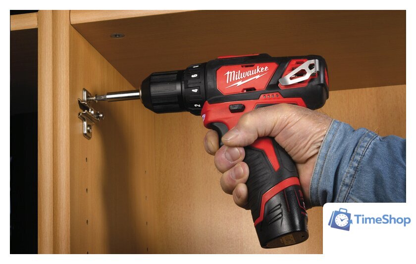 Дрель-шуруповерт Milwaukee M12 BDD-202C 4933441915 (с 2-мя АКБ, кейс) - Изображение №2 — Интернет-магазин Time-Shop