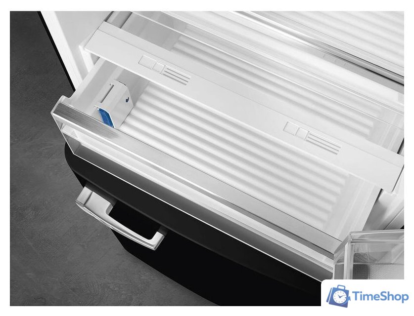 Холодильник Smeg FAB38RBL5 - Изображение №7 — Интернет-магазин Time-Shop