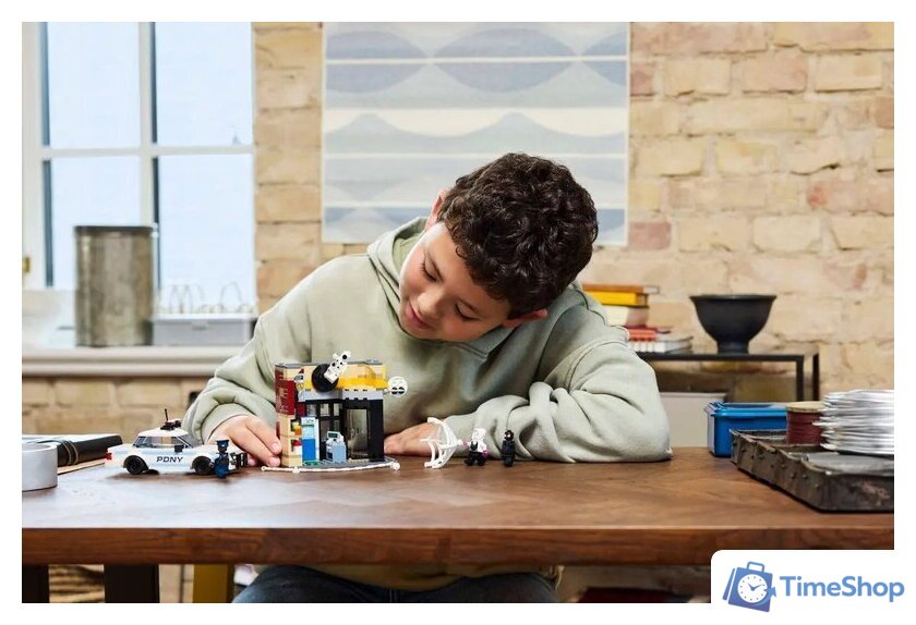 Конструктор LEGO Super Heroes Через вселенные: Майлз Моралес против Спота 76311 - Изображение №10 — Интернет-магазин Time-Shop