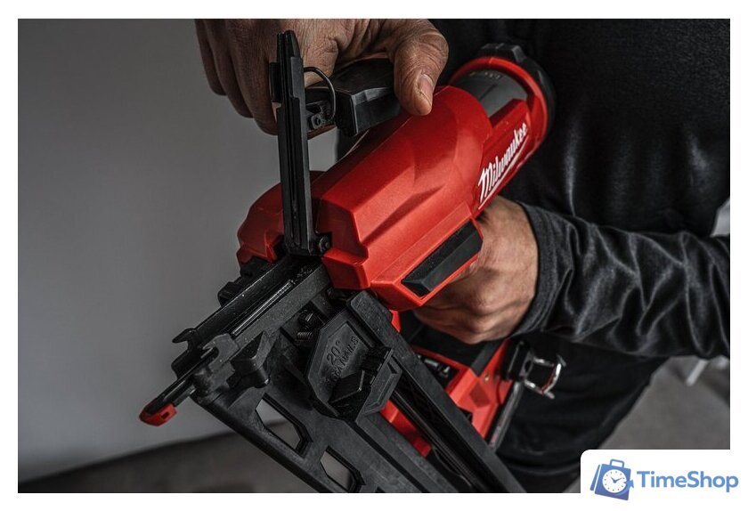 Гвоздезабиватель Milwaukee M18 FN16GA-0X Fuel 4933478094 (без АКБ, кейс) - Изображение №7 — Интернет-магазин Time-Shop