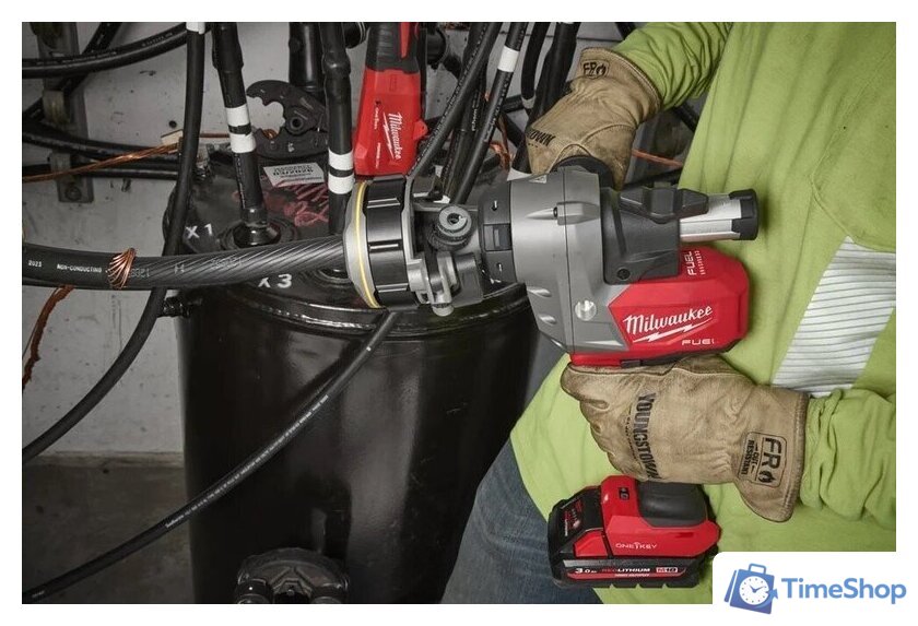 Инструмент для зачистки кабеля Milwaukee M18 FCST-302CA 4933499275 (с 2-мя АКБ, кейс) - Изображение №2 — Интернет-магазин Time-Shop