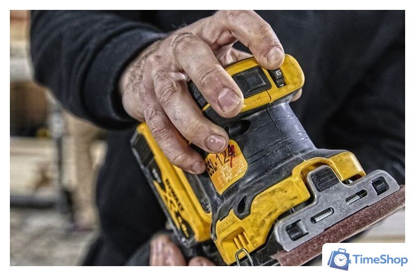 Виброшлифмашина DeWalt DCW200N (без АКБ) - Изображение №7 — Интернет-магазин Time-Shop