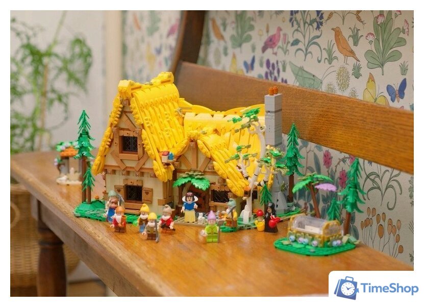 Конструктор LEGO Disney 43242 Домик Белоснежки и семи гномов - Изображение №16 — Интернет-магазин Time-Shop