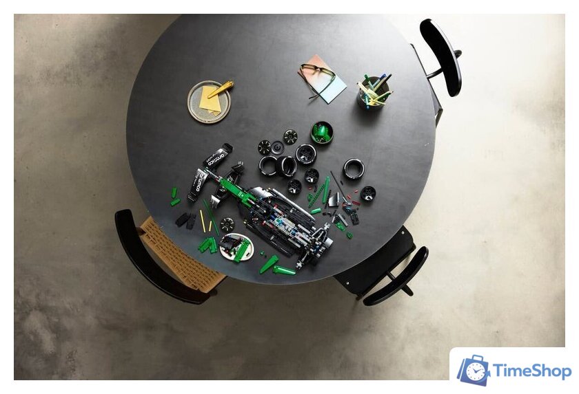 Конструктор LEGO Technic 42240 Aston Martin Aramco AMR25 F1 - Изображение №8 — Интернет-магазин Time-Shop