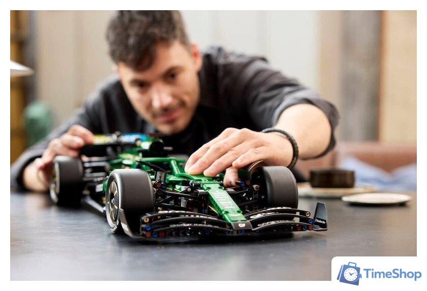 Конструктор LEGO Technic 42240 Aston Martin Aramco AMR25 F1 - Изображение №15 — Интернет-магазин Time-Shop