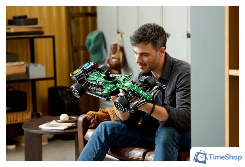 Конструктор LEGO Technic 42240 Aston Martin Aramco AMR25 F1 - Изображение №19 — Интернет-магазин Time-Shop