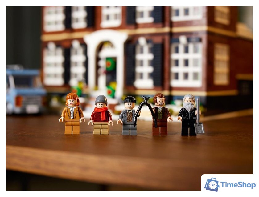 Конструктор LEGO Ideas 21330 Один дома - Изображение №43 — Интернет-магазин Time-Shop