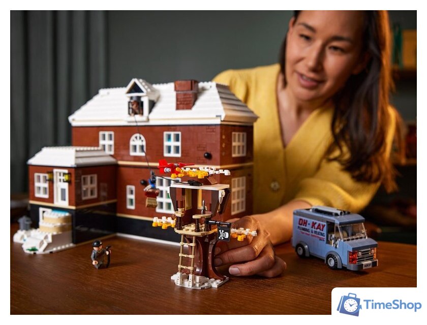 Конструктор LEGO Ideas 21330 Один дома - Изображение №46 — Интернет-магазин Time-Shop