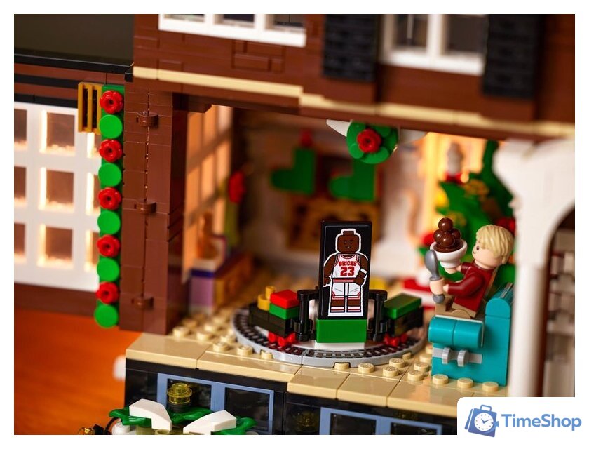Конструктор LEGO Ideas 21330 Один дома - Изображение №28 — Интернет-магазин Time-Shop