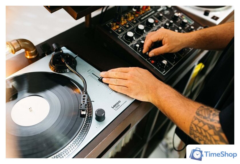 Виниловый проигрыватель Lenco L-3809 (металлик) - Изображение №2 — Интернет-магазин Time-Shop