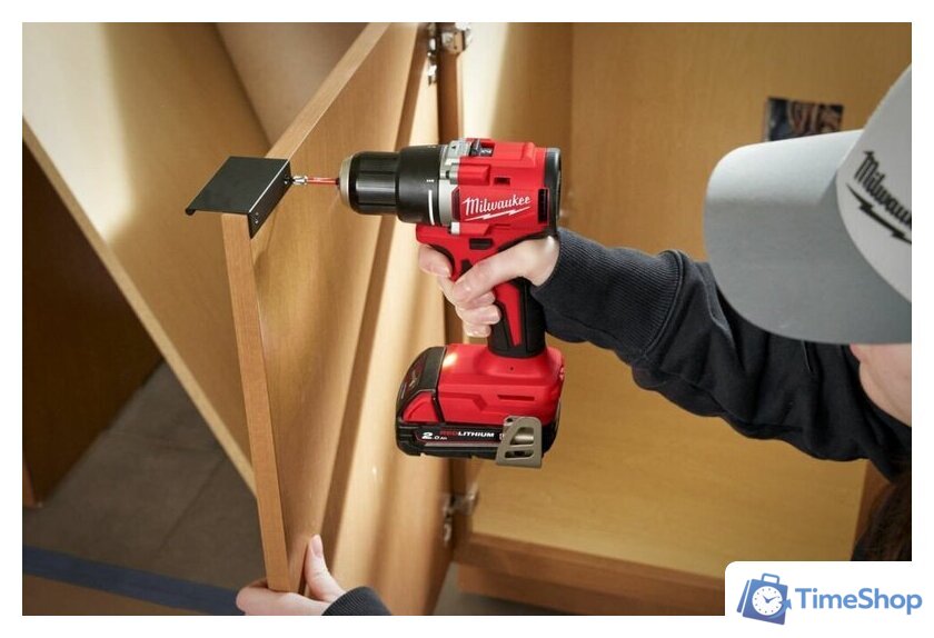 Дрель-шуруповерт Milwaukee M18 M18BLDDRC-402C 4933492834 (с 2-мя АКБ 4 Ач, кейс) - Изображение №9 — Интернет-магазин Time-Shop