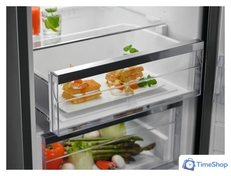 Однокамерный холодильник Electrolux LRC5ME38X2 - Изображение №4 — Интернет-магазин Time-Shop