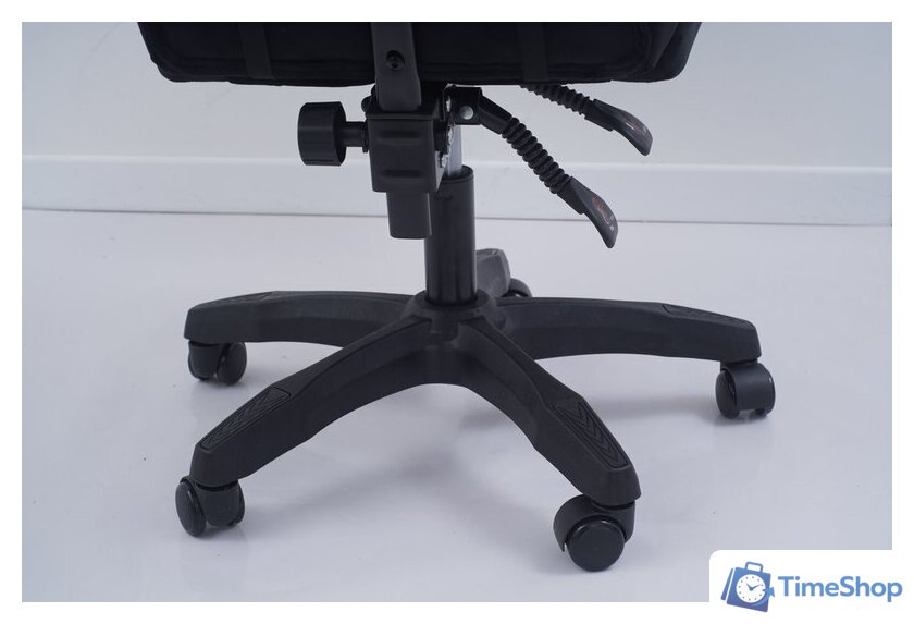 Игровое (геймерское) кресло Calviano 1584 (велюр, черный) - Изображение №6 — Интернет-магазин Time-Shop