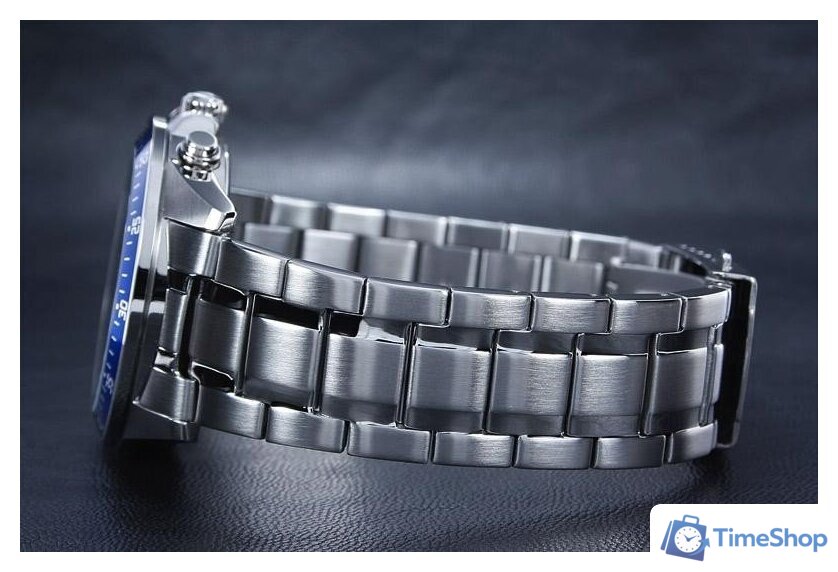 Наручные часы Casio Edifice EFV-540D-1A2 - Изображение №5 — Интернет-магазин Time-Shop