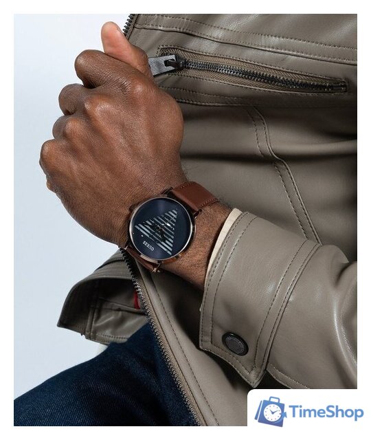 Наручные часы Guess Idol GW0503G4 - Изображение №7 — Интернет-магазин Time-Shop
