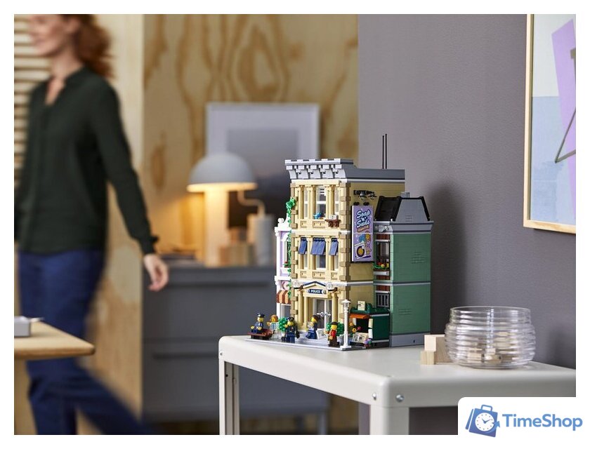 Конструктор LEGO Creator 10278 Полицейский участок - Изображение №17 — Интернет-магазин Time-Shop