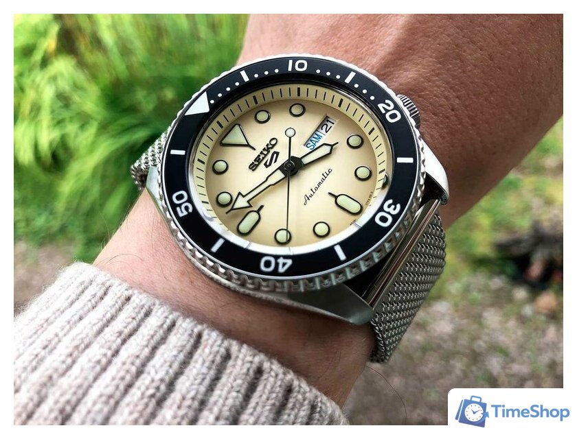 Наручные часы Seiko 5 Sports SRPD67K1 - Изображение №7 — Интернет-магазин Time-Shop