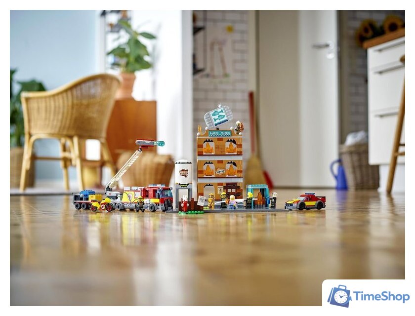 Конструктор LEGO City 60321 Пожарная команда - Изображение №16 — Интернет-магазин Time-Shop