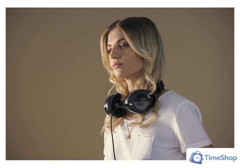 Наушники RODE NTH-100 (черный) - Изображение №16 — Интернет-магазин Time-Shop