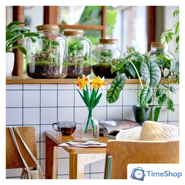 Конструктор LEGO Creator Expert 40646 Нарциссы - Изображение №4 — Интернет-магазин Time-Shop