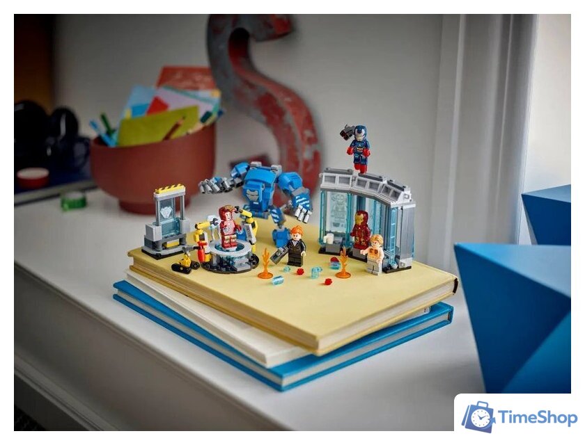 Конструктор LEGO Marvel Лаборатория Железного Человека: Зал Доспехов 76315 - Изображение №12 — Интернет-магазин Time-Shop