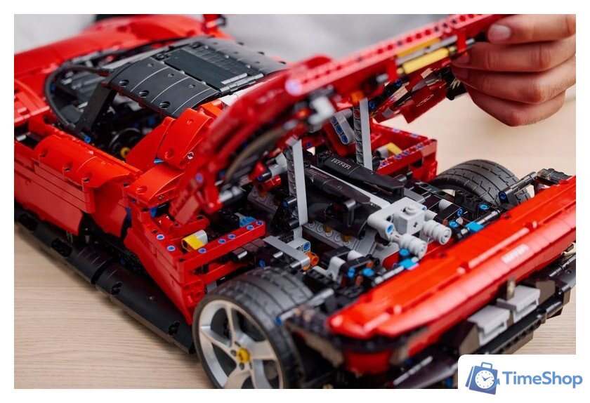 Конструктор LEGO Technic 42143 Ferrari Daytona SP3 - Изображение №12 — Интернет-магазин Time-Shop