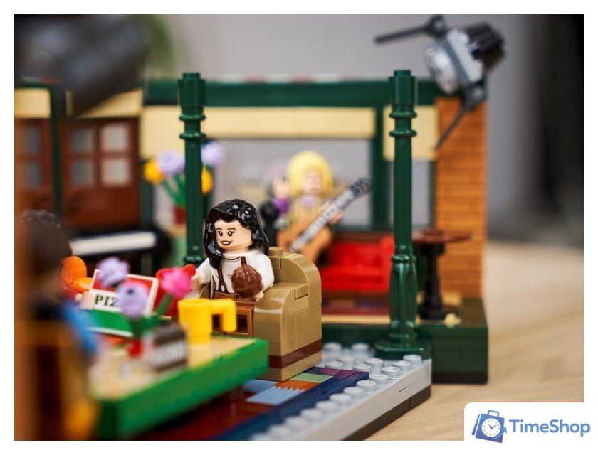 Конструктор LEGO Ideas 21319 Центральная кофейня - Изображение №19 — Интернет-магазин Time-Shop