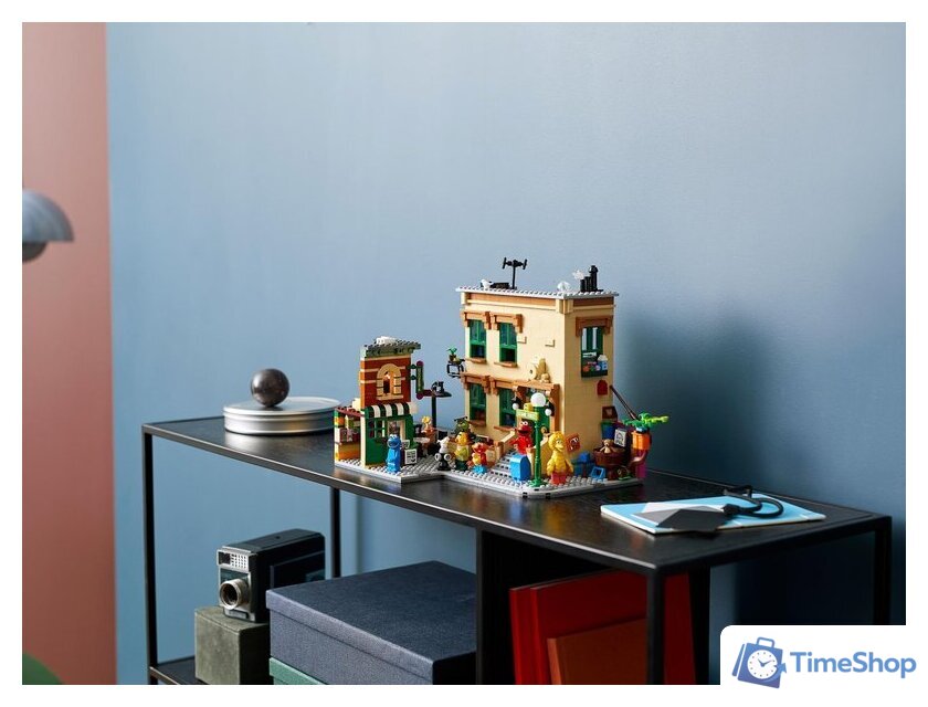Конструктор LEGO Ideas 21324 Улица Сезам, 123 - Изображение №23 — Интернет-магазин Time-Shop