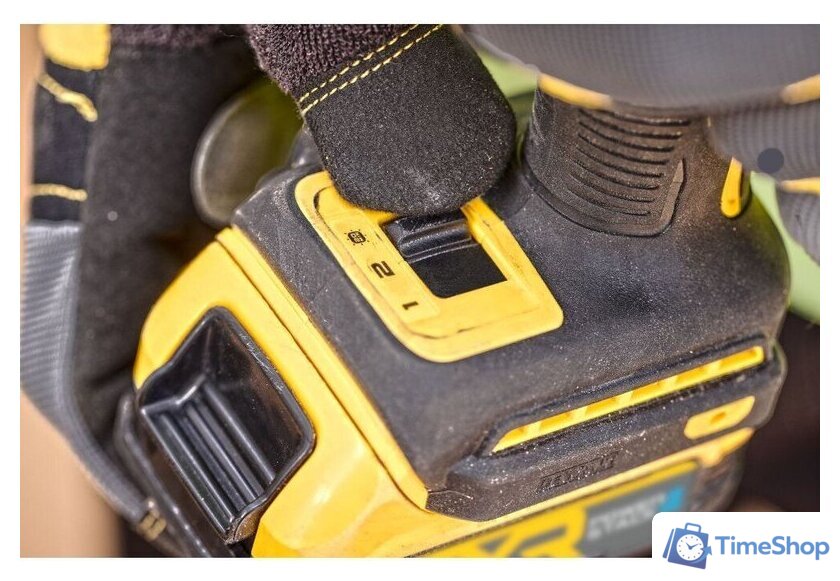 Винтоверт DeWalt DCF870E2T (с 2-мя АКБ, кейс) - Изображение №7 — Интернет-магазин Time-Shop