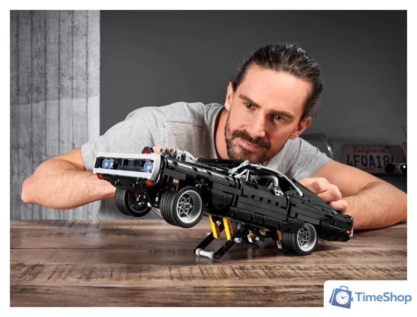 Конструктор LEGO Technic 42111 Dodge Charger Доминика Торетто - Изображение №13 — Интернет-магазин Time-Shop