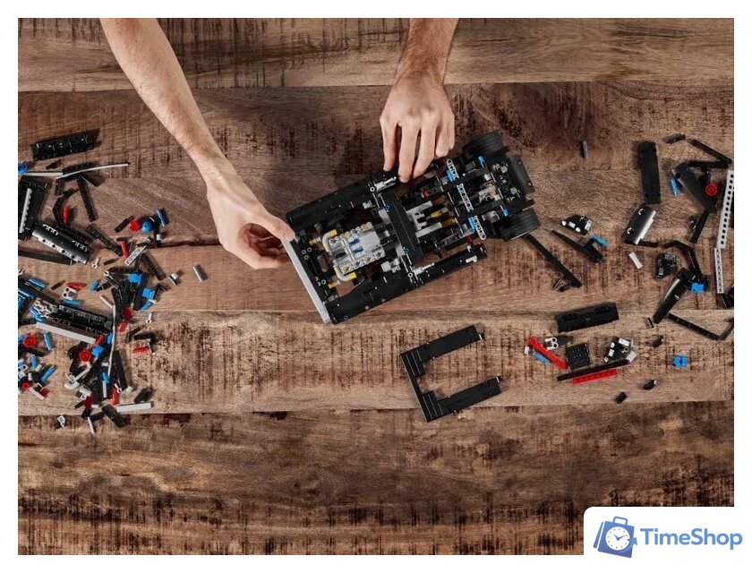 Конструктор LEGO Technic 42111 Dodge Charger Доминика Торетто - Изображение №9 — Интернет-магазин Time-Shop