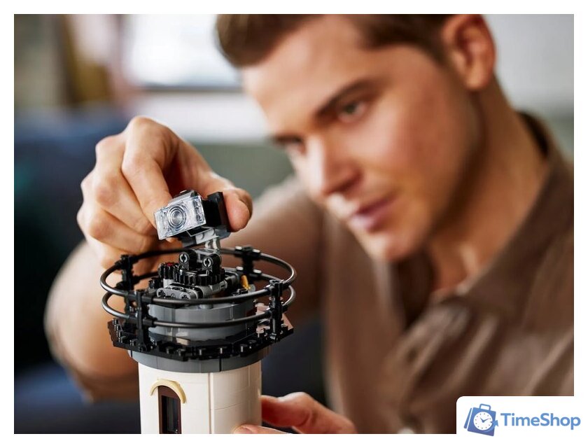 Конструктор LEGO Ideas 21335 Моторизованный маяк - Изображение №8 — Интернет-магазин Time-Shop