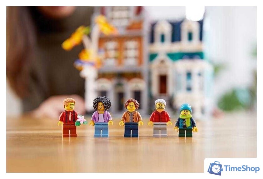 Конструктор LEGO Creator 10270 Книжный магазин - Изображение №18 — Интернет-магазин Time-Shop