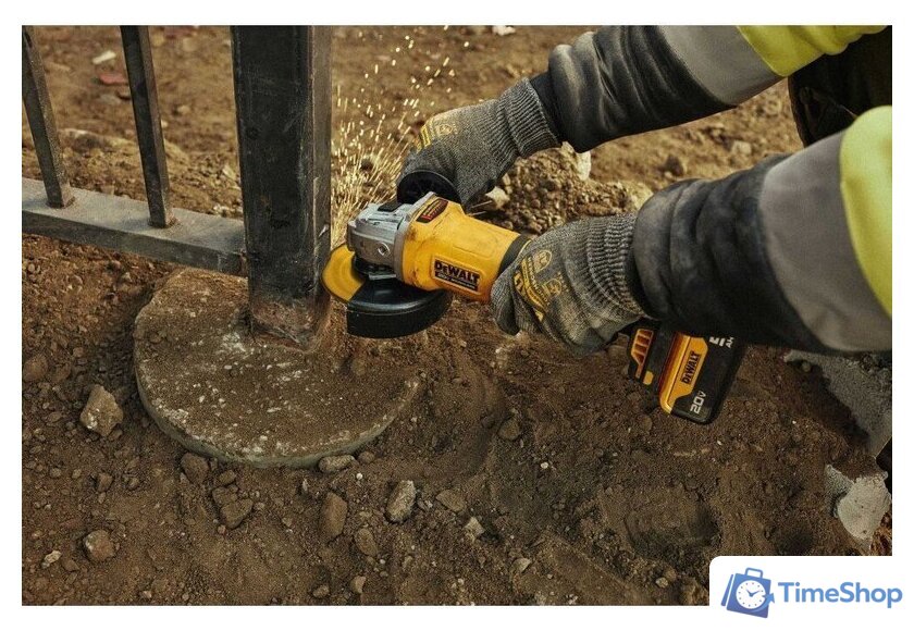 Угловая шлифмашина DeWalt DCG408N (без АКБ) - Изображение №8 — Интернет-магазин Time-Shop